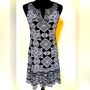 White House Black Market women’s dress black/white sleeveless size XXS
